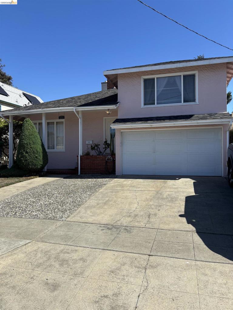 444 28TH ST Property Photo 1