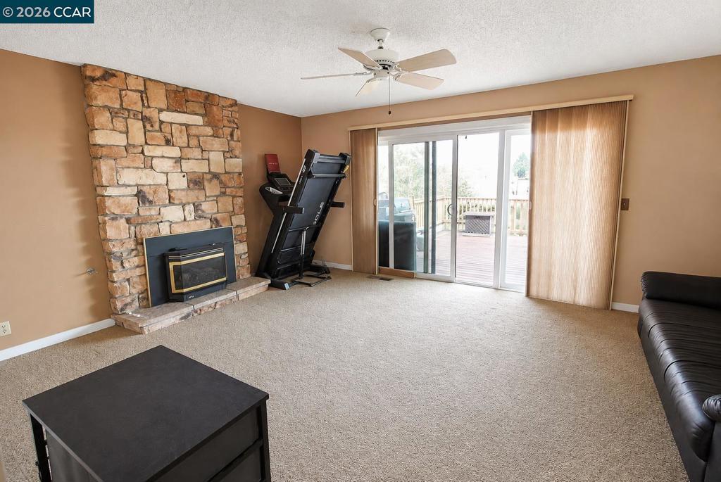 1732 Dolphin Pl Property Photo 35