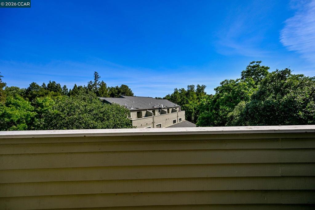 500 Suntree Ln 513 Property Photo 25