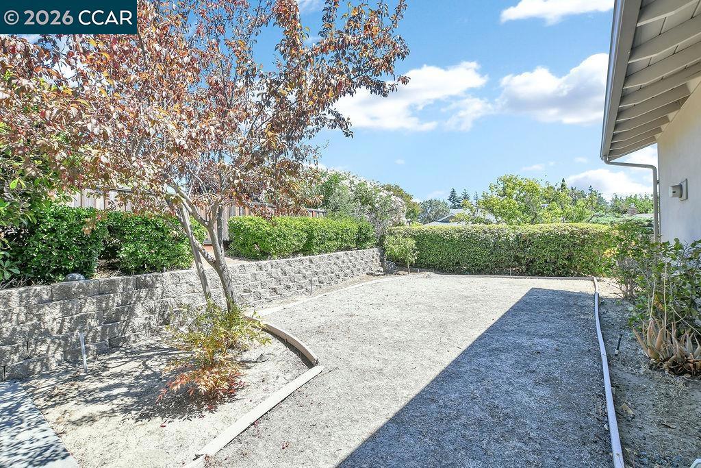 6 Windhaven Court Property Photo 25