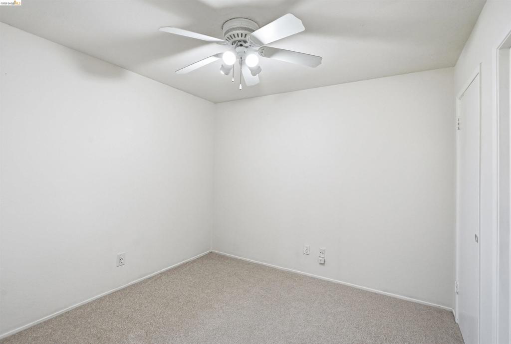 315 Creekview Ct Property Photo 21