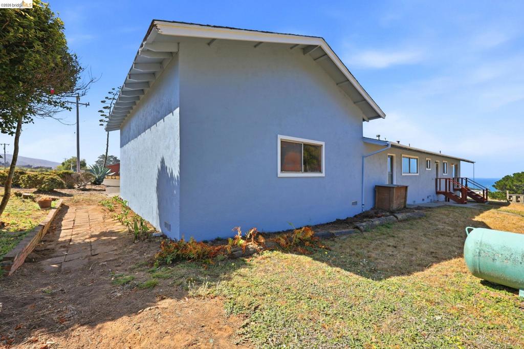 295 Los Santos Dr Property Photo 47
