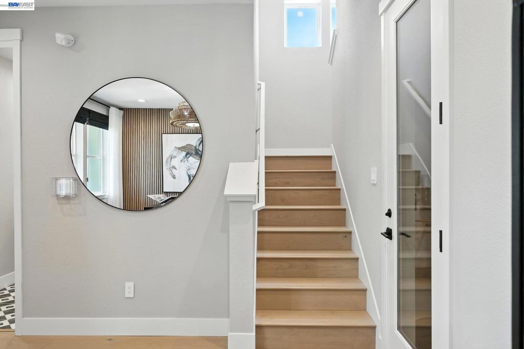 4707 Marengo Common Property Photo 7