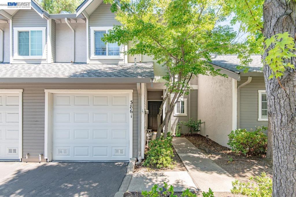 3861 Vine St Property Photo 1