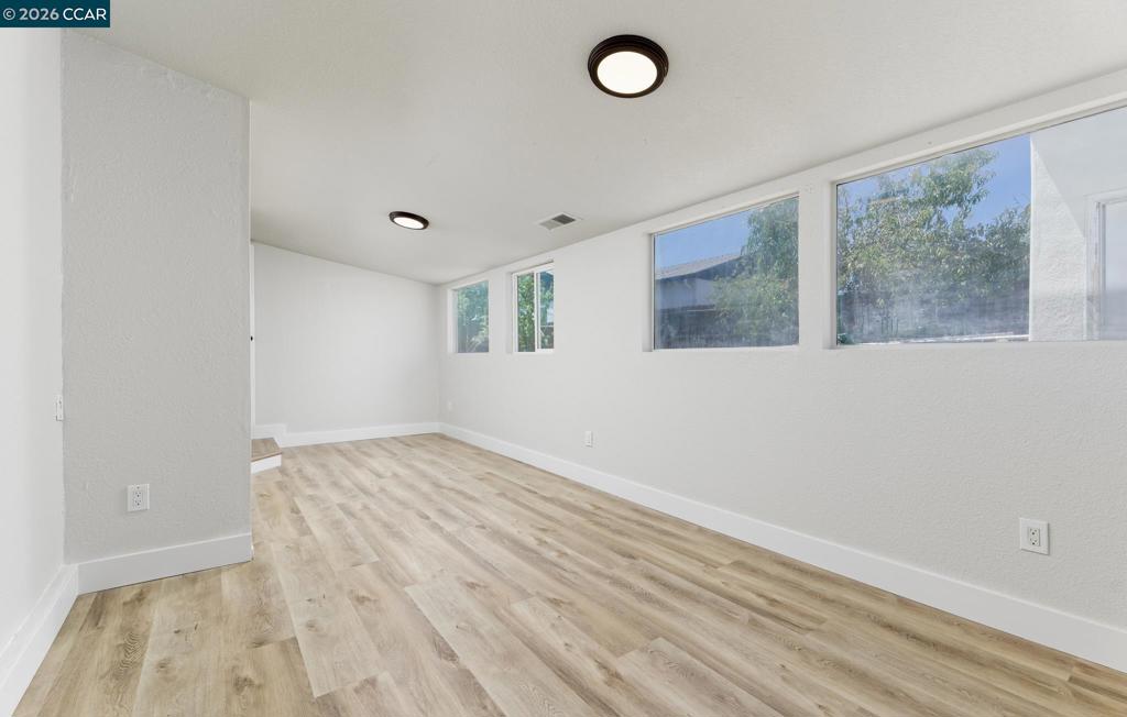 103 Cataline Ave Property Photo 15
