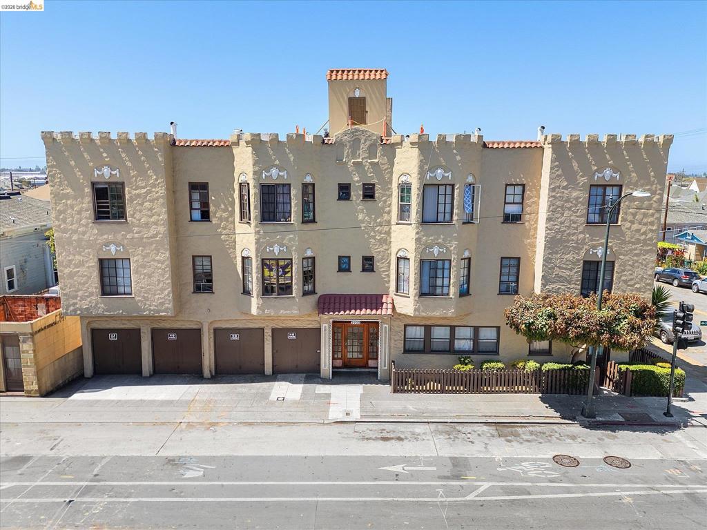1905 Foothill Blvd Property Photo 16