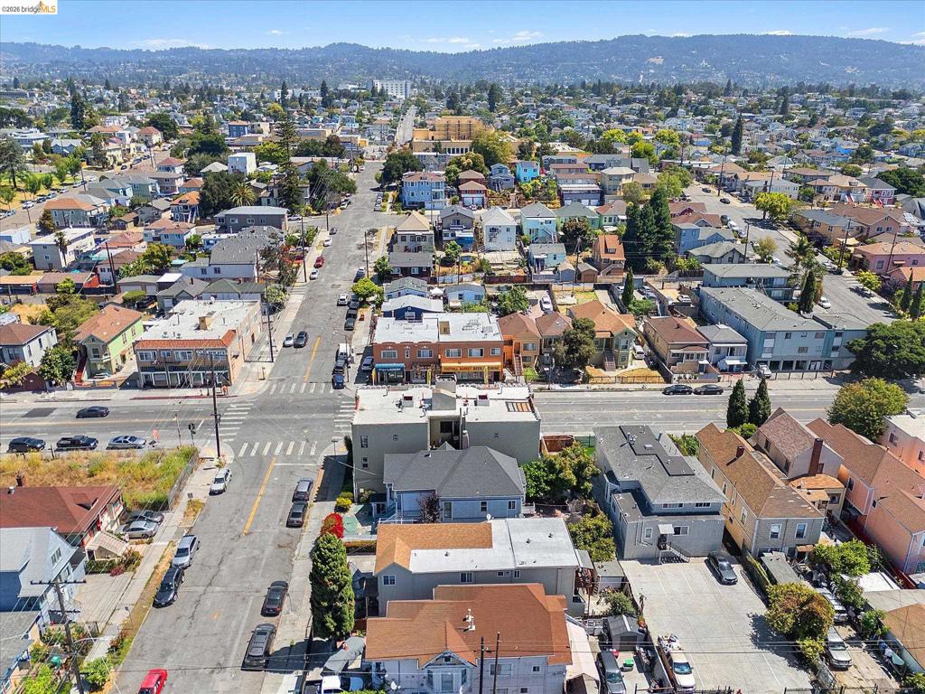1905 Foothill Blvd Property Photo 22