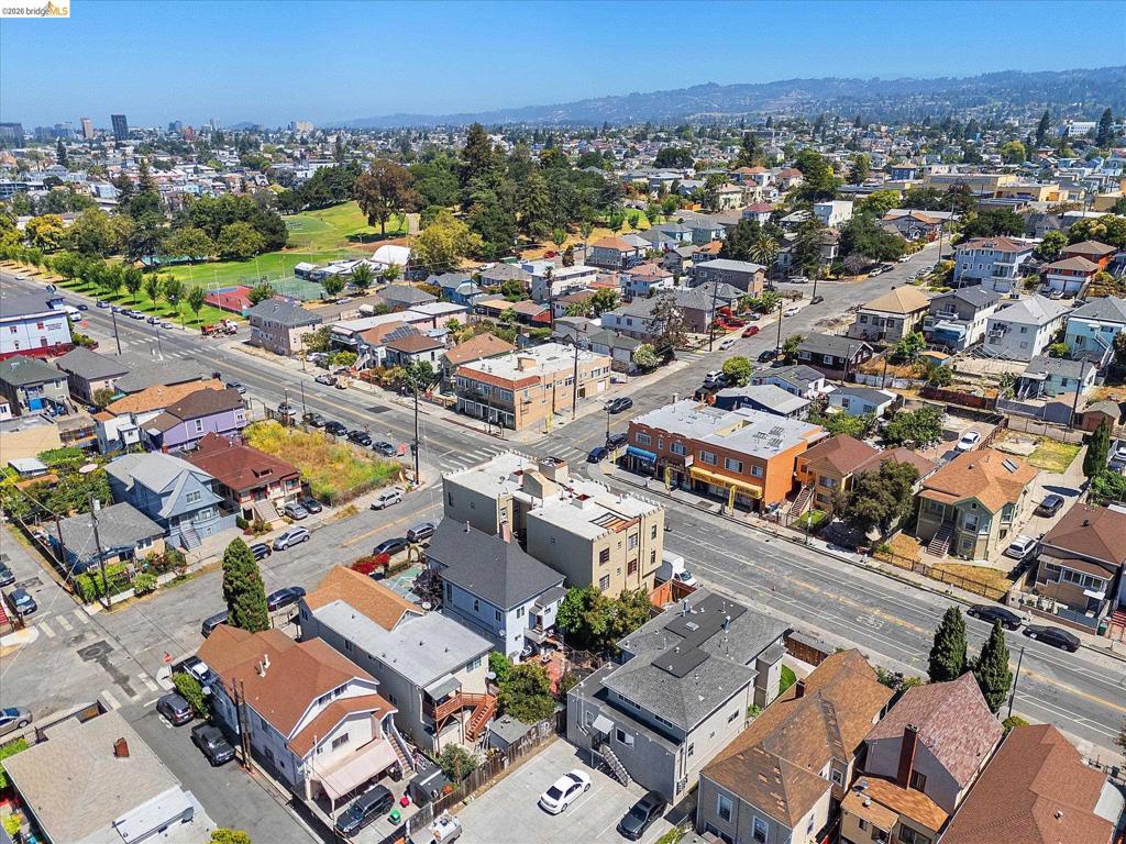 1905 Foothill Blvd Property Photo 23