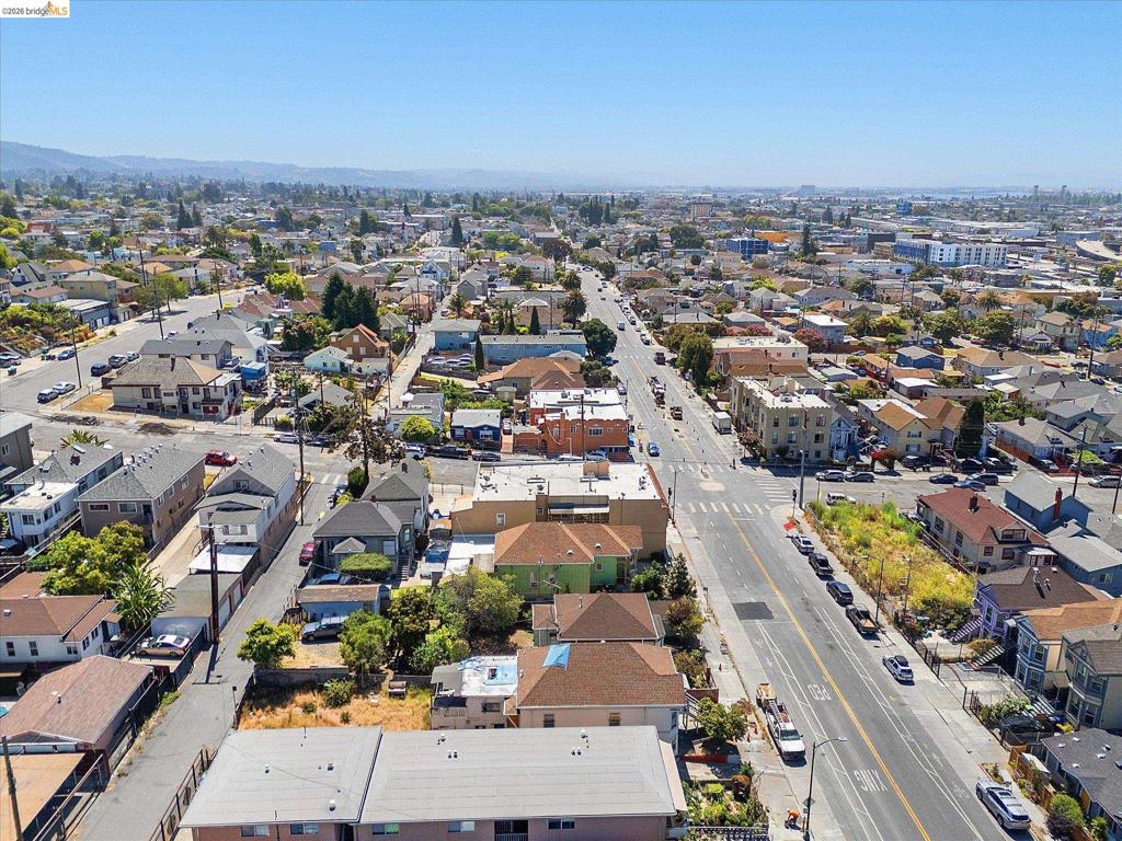 1846 Foothill Blvd Property Photo 12