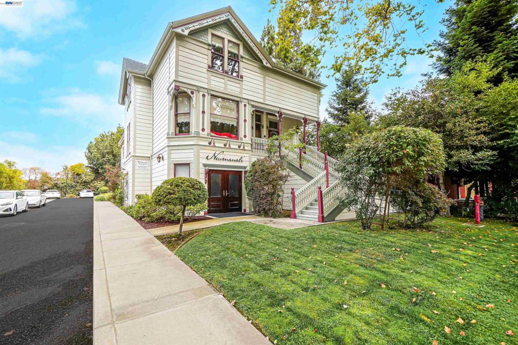 742 B St Property Photo 2