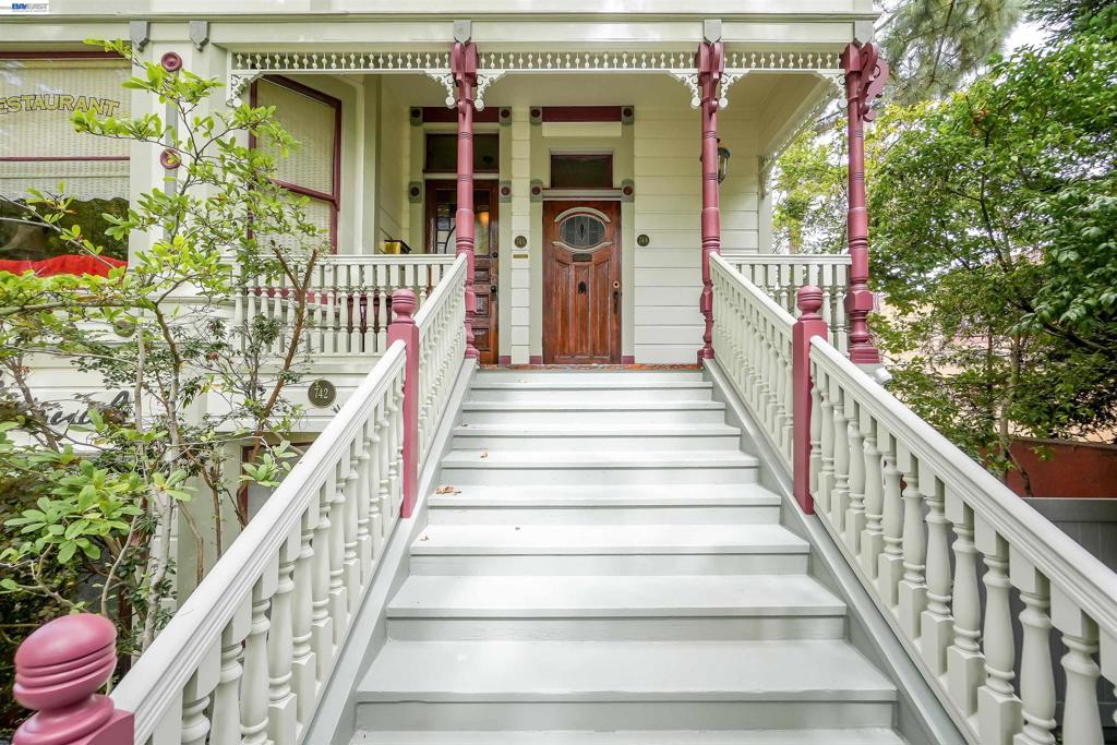 742 B St Property Photo 8