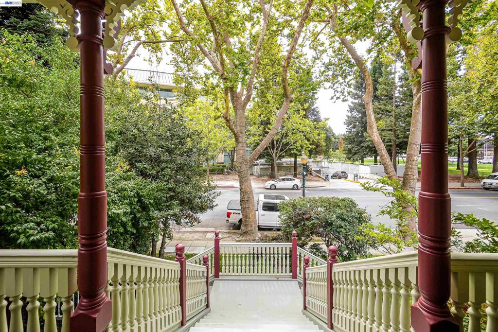 742 B St Property Photo 13