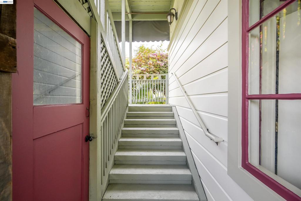 742 B St Property Photo 25
