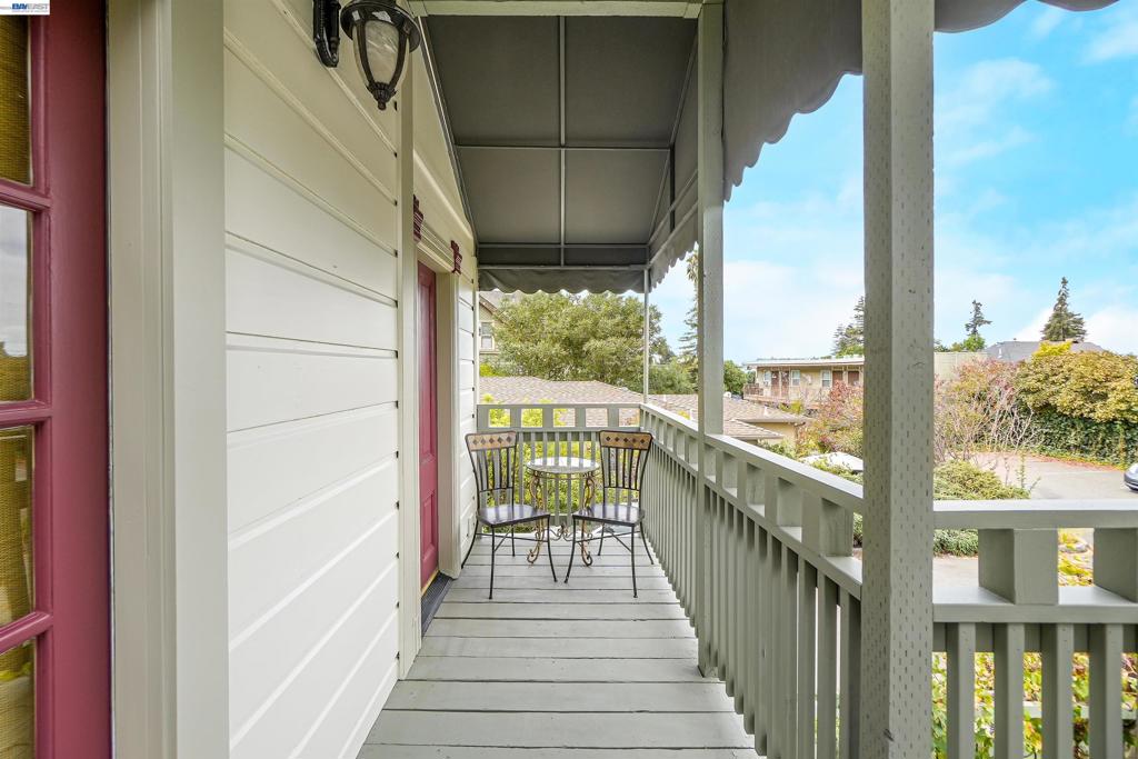742 B St Property Photo 28