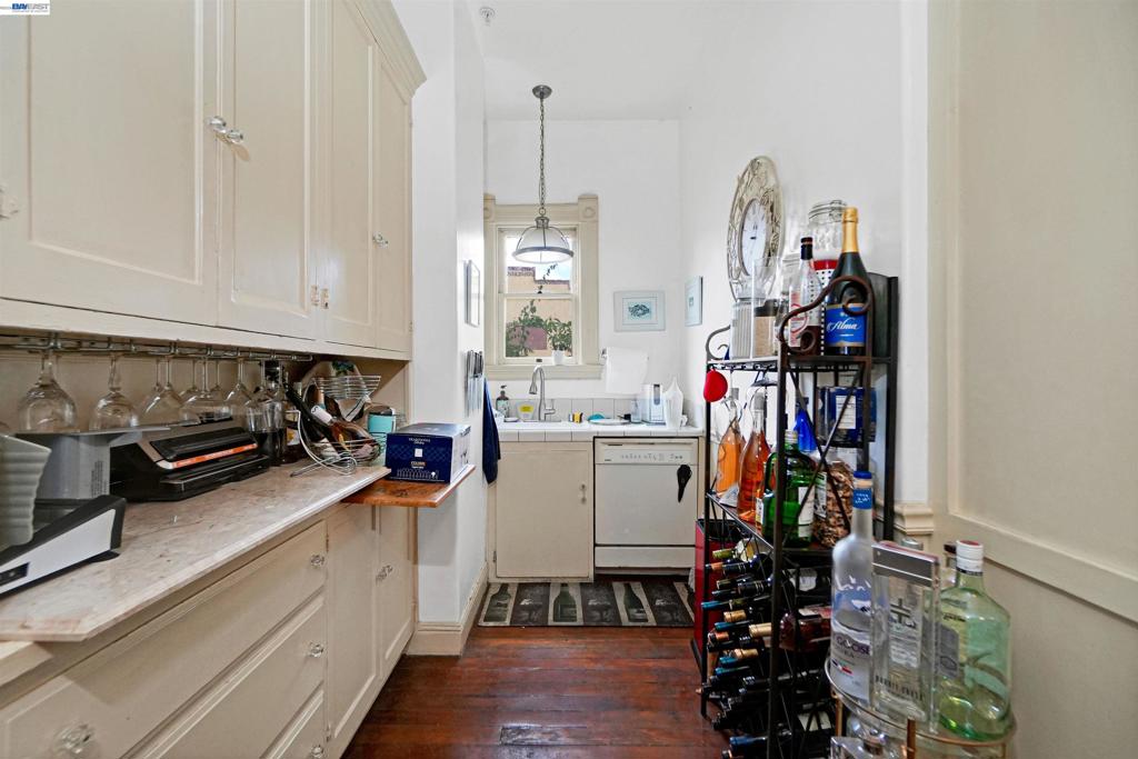 742 B St Property Photo 38
