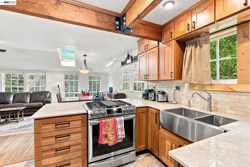 2315 Kilkare Rd Property Photo 11