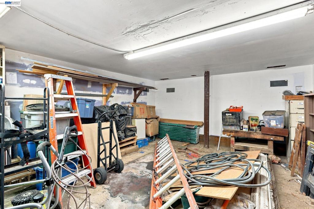 2315 Kilkare Rd Property Photo 22