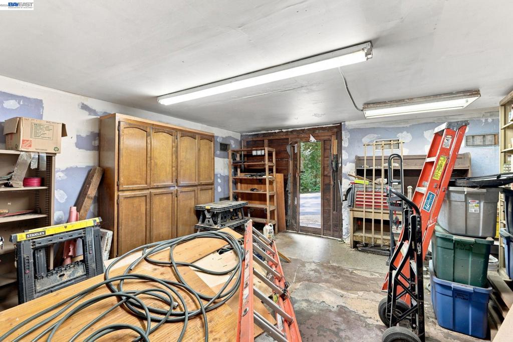 2315 Kilkare Rd Property Photo 23