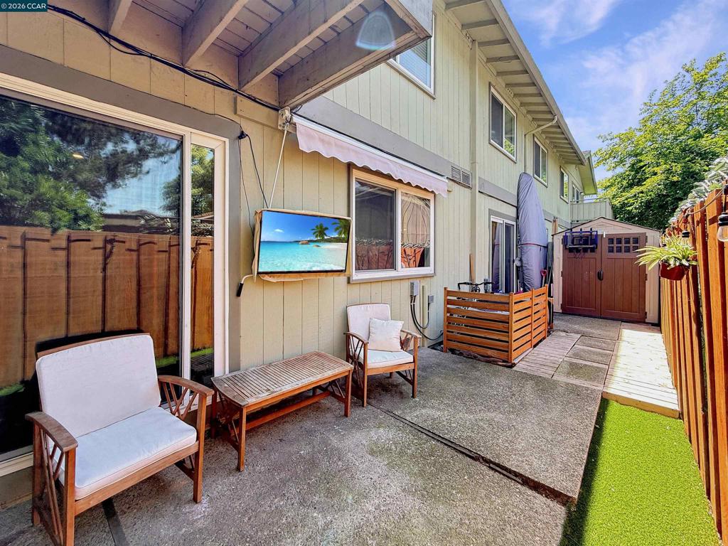 2548 Jones Rd 10 Property Photo 26