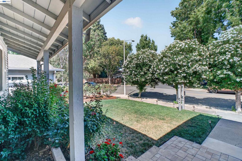 4336 Muirwood Dr Property Photo 7