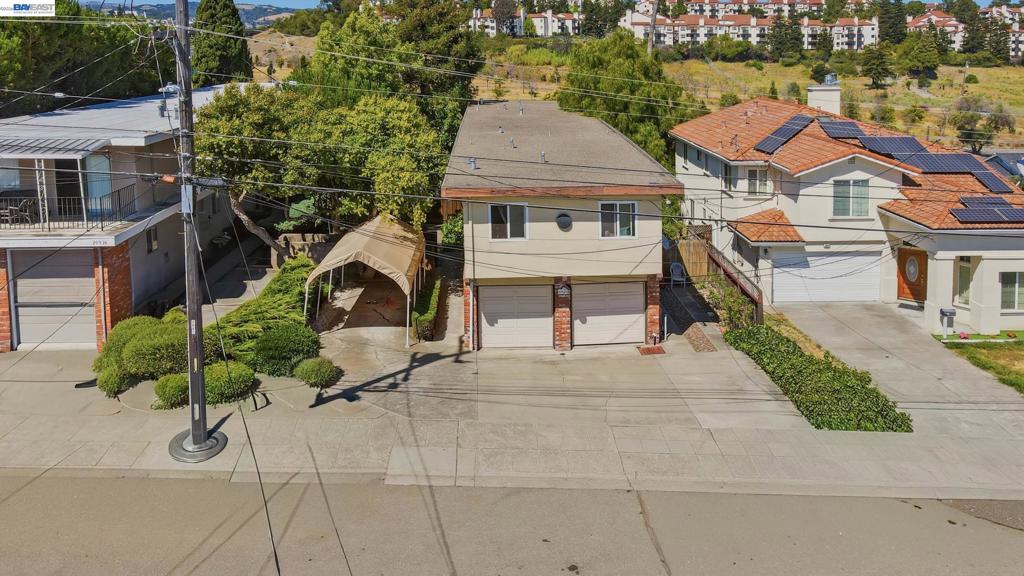 20940 Locust St Property Photo 47
