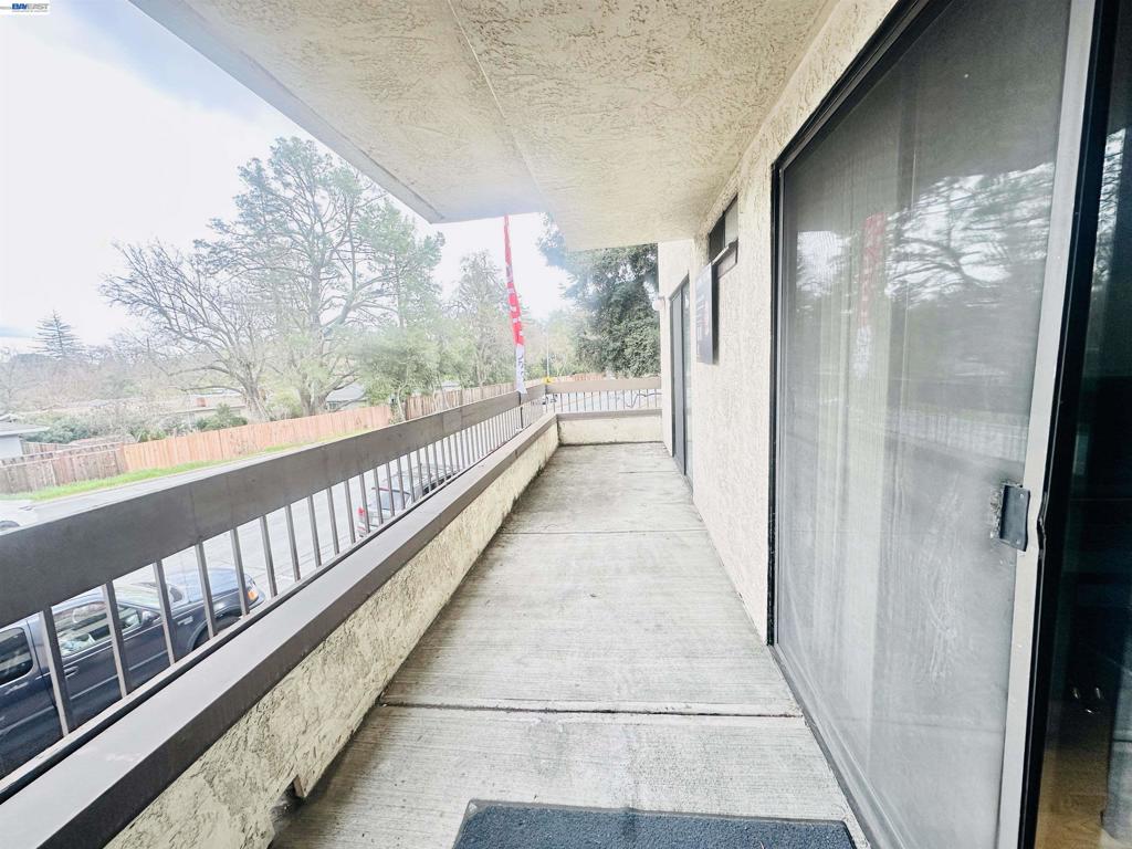 320 N Villa Way Property Photo 21
