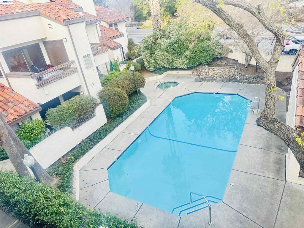 320 N Villa Way Property Photo 23