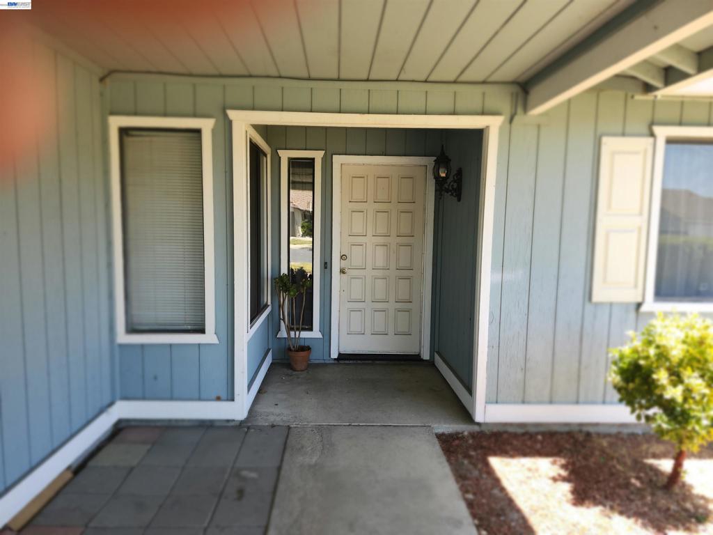 2930 Lincoln Blvd Property Photo 3