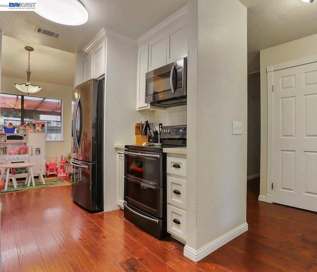 2930 Lincoln Blvd Property Photo 7