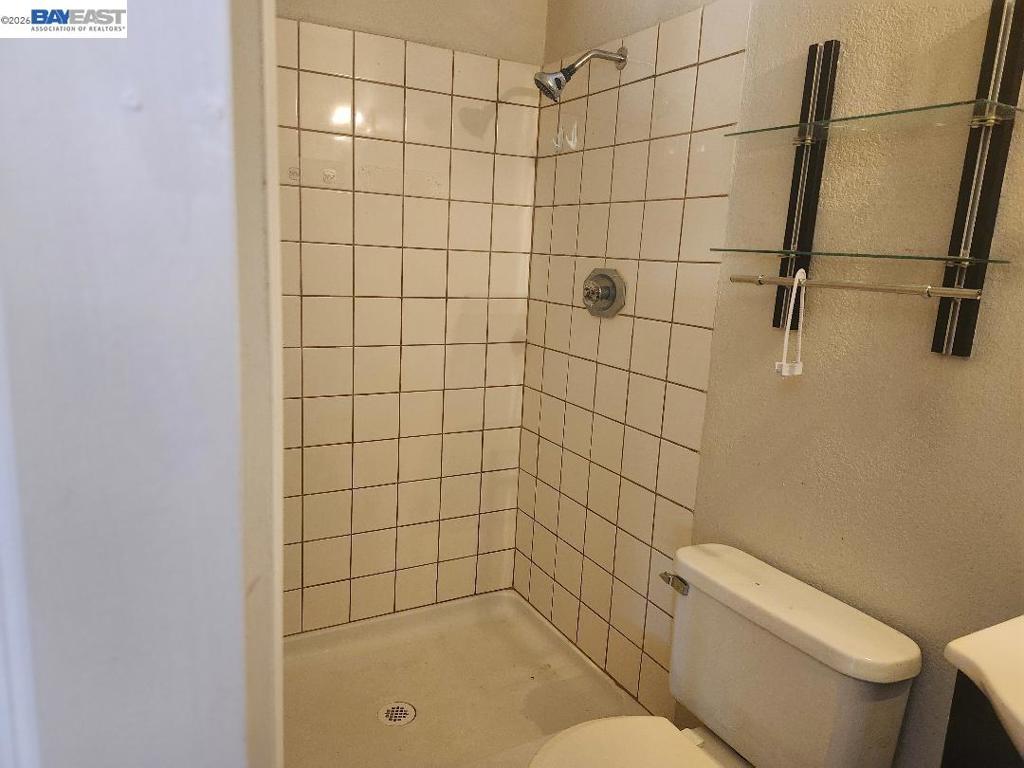 2930 Lincoln Blvd Property Photo 13