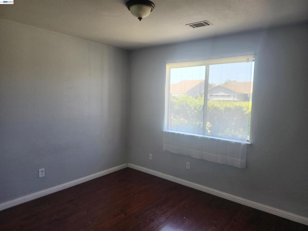 2930 Lincoln Blvd Property Photo 14