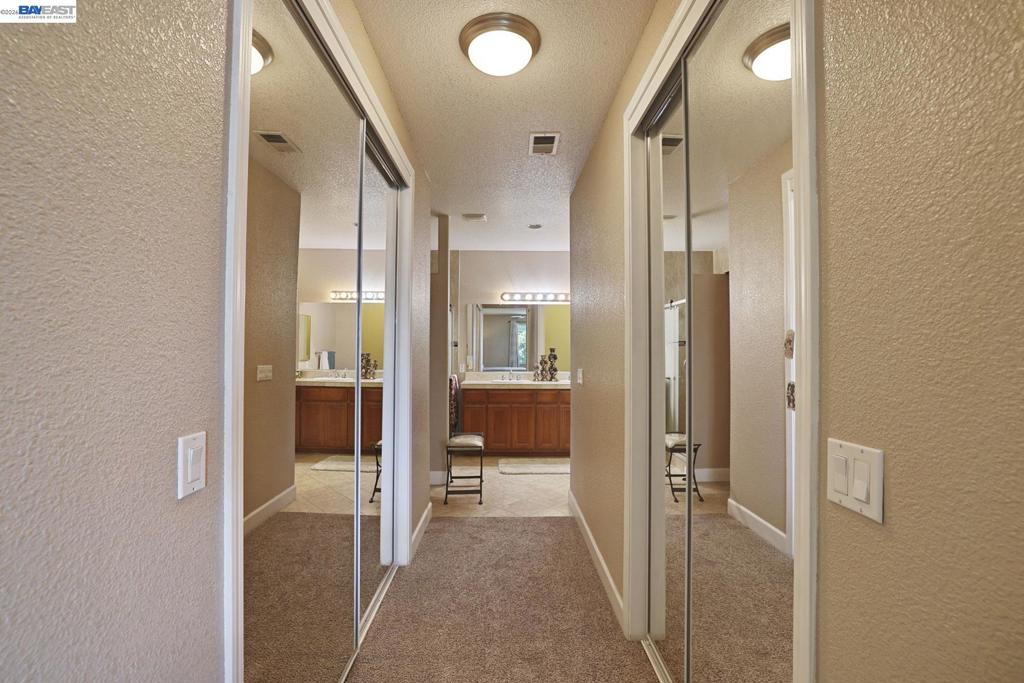 1762 Ashtree Ct Property Photo 21