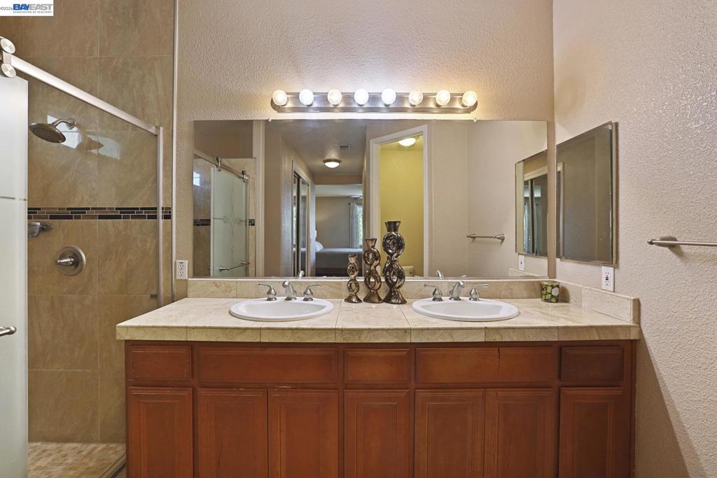 1762 Ashtree Ct Property Photo 22