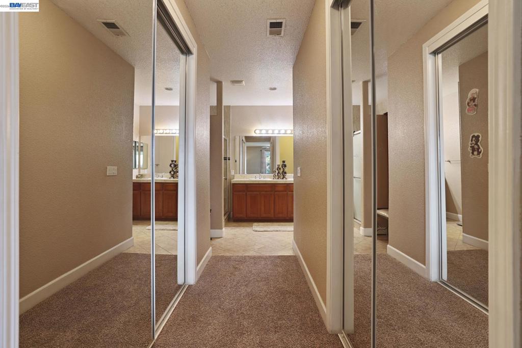 1762 Ashtree Ct Property Photo 24