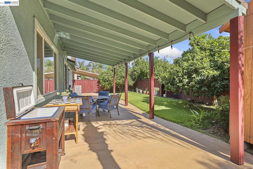 1762 Ashtree Ct Property Photo 43