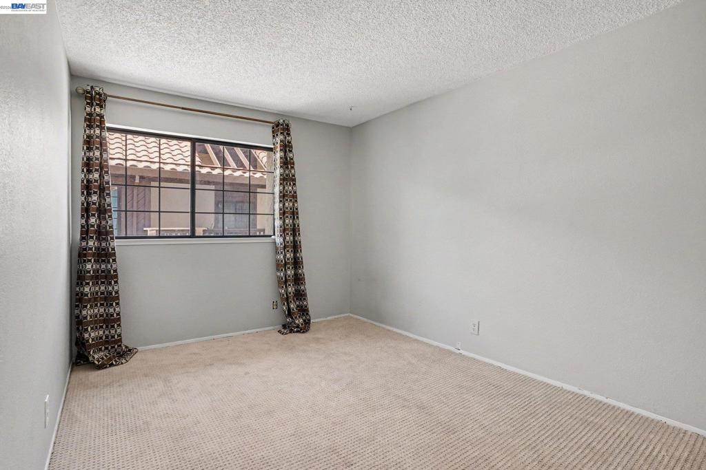 14374 Outrigger Property Photo 18