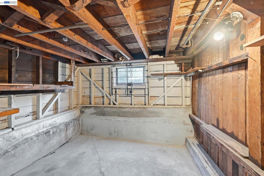 2401 9th Ave Property Photo 55