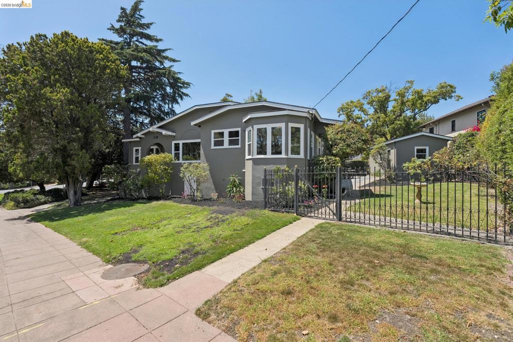 1080 Monterey Ave. Property Photo 3