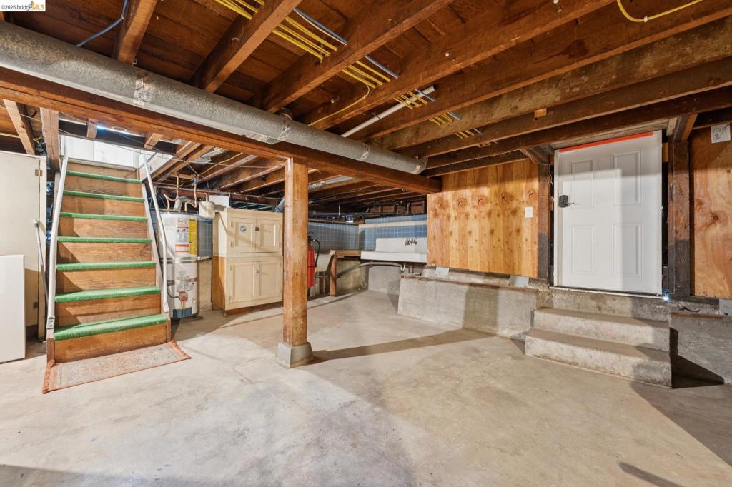 1080 Monterey Ave. Property Photo 59