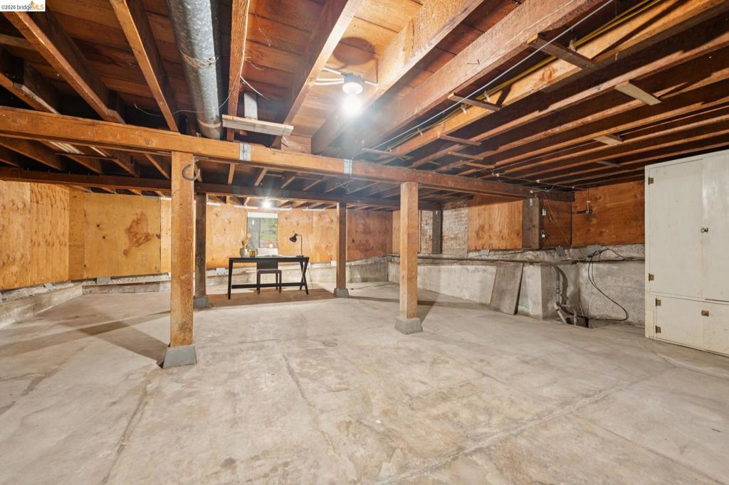 1080 Monterey Ave. Property Photo 62