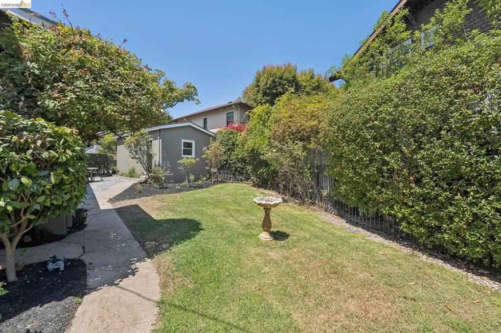 1080 Monterey Ave. Property Photo 67