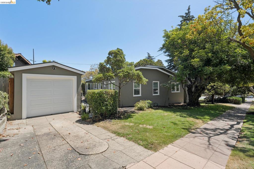 1080 Monterey Ave. Property Photo 70