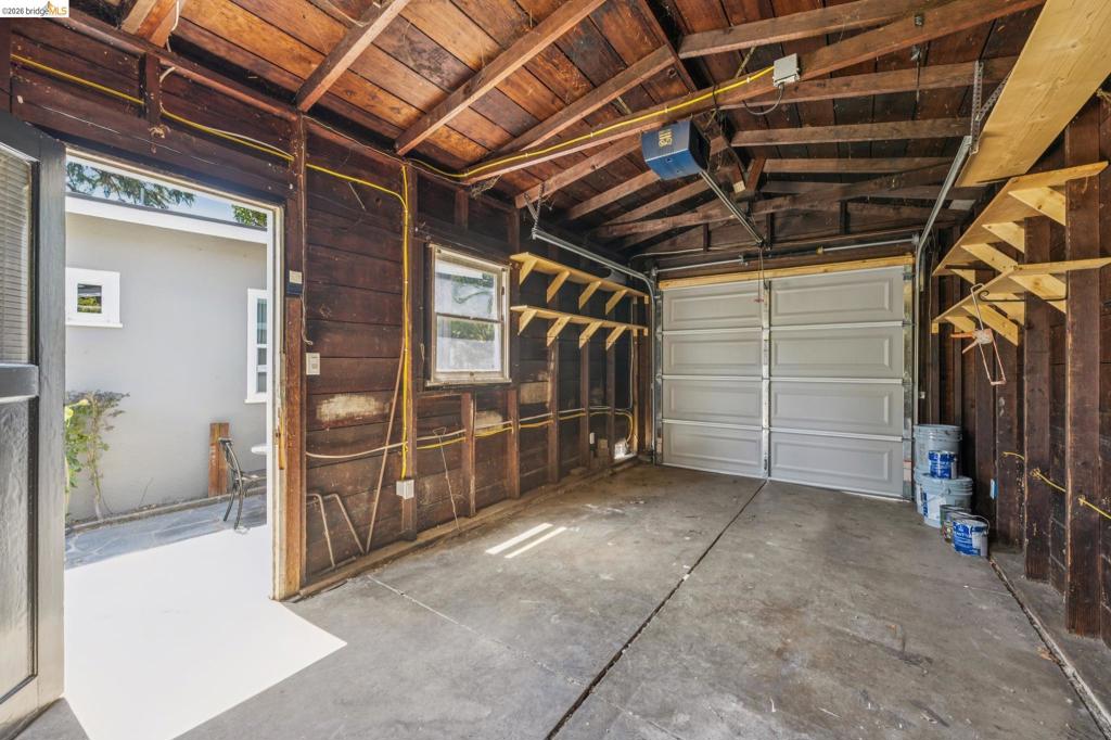 1080 Monterey Ave. Property Photo 73
