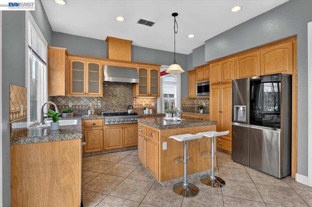 4329 Foxford Way Property Photo 8