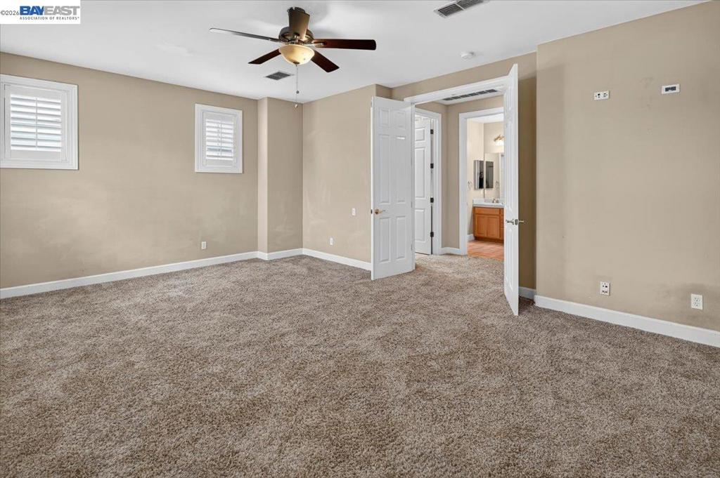 4329 Foxford Way Property Photo 34