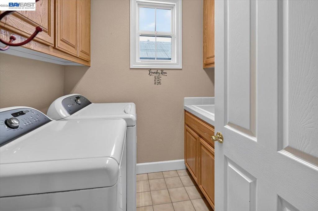 4329 Foxford Way Property Photo 36