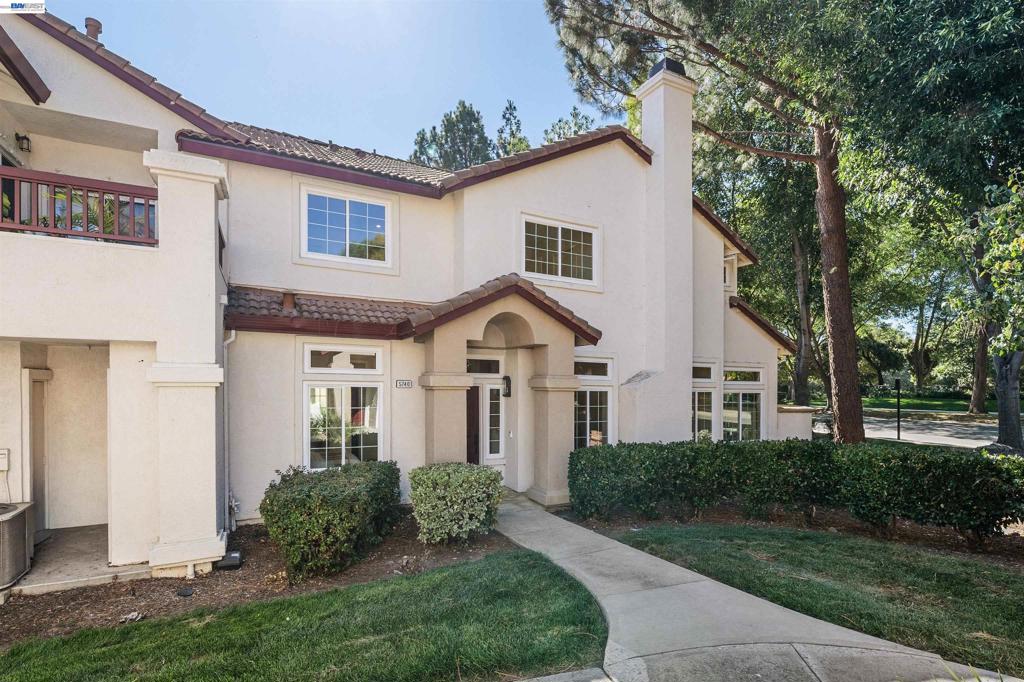 5740 Belleza Dr Property Photo 3
