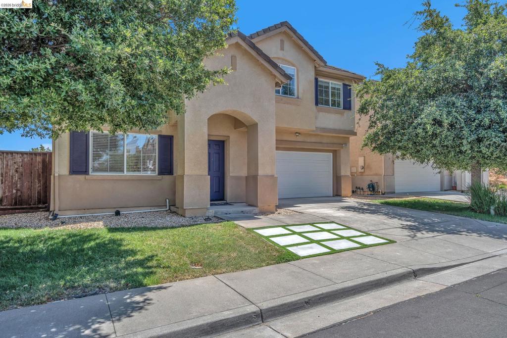 544 Pine Creek Cir Property Photo 2
