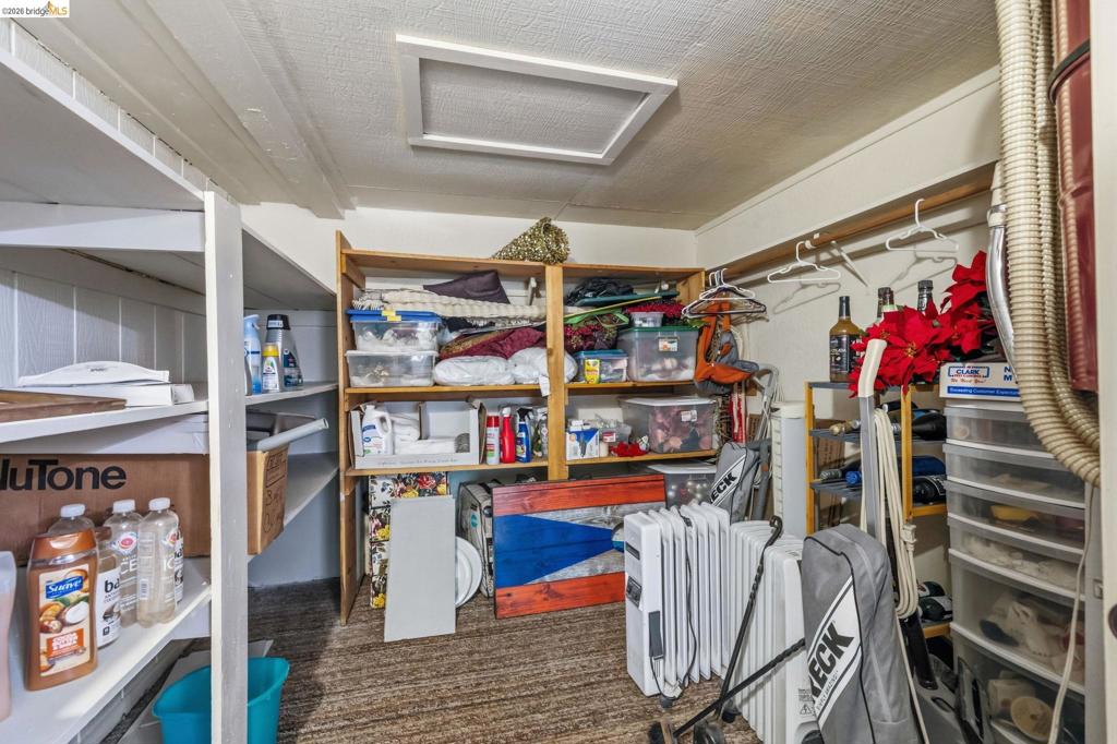 17732 Saddle Dr Property Photo 37
