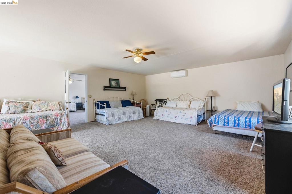 17732 Saddle Dr Property Photo 46